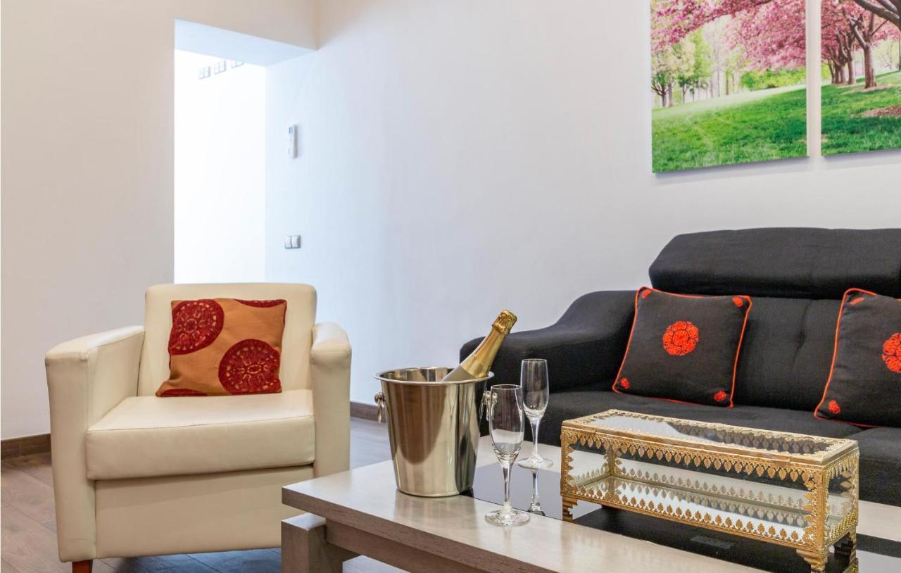 Apartamento Amazing In With Kitchen *